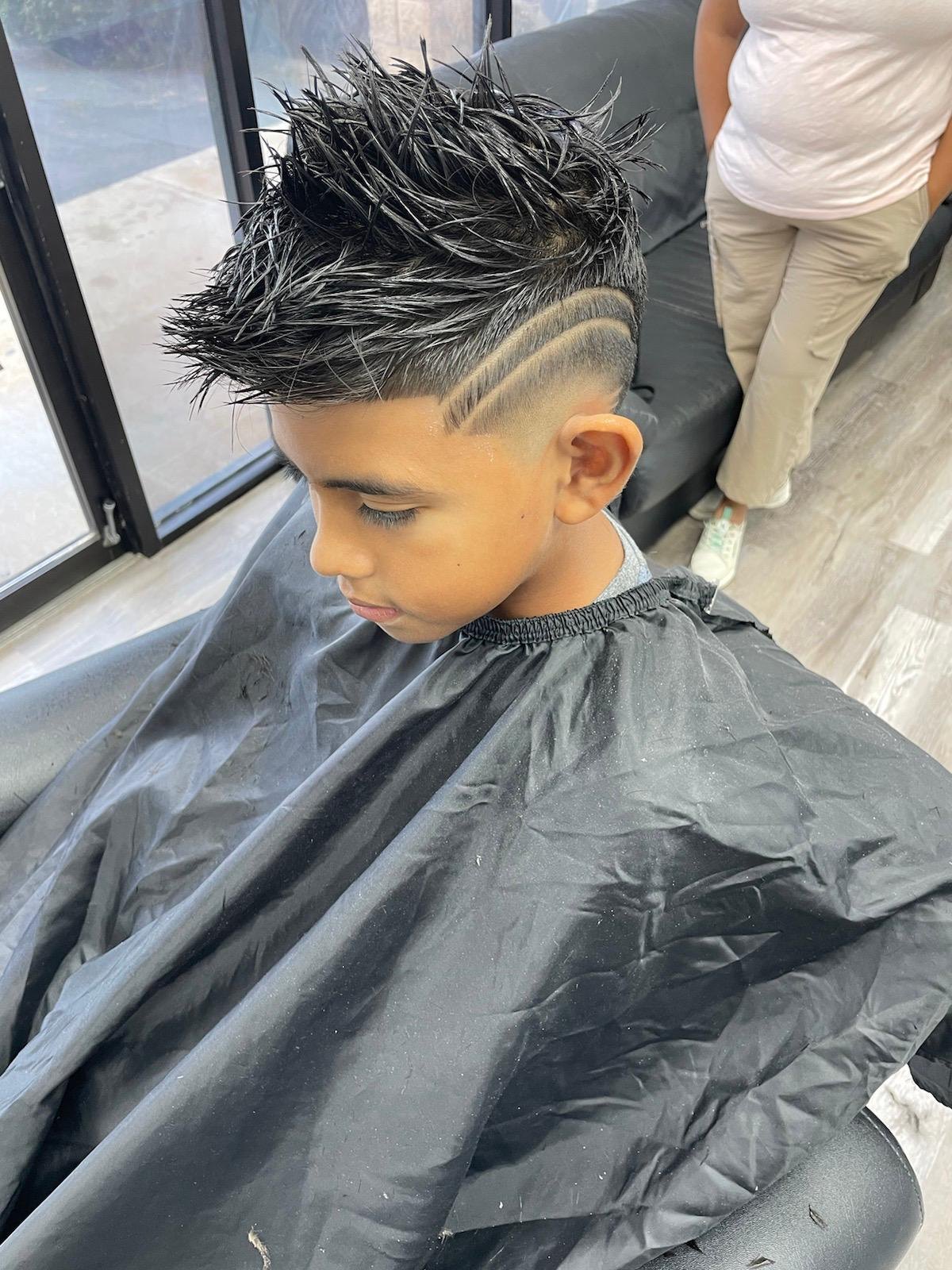 Hair Fashion by Dailen - Kids design haircut